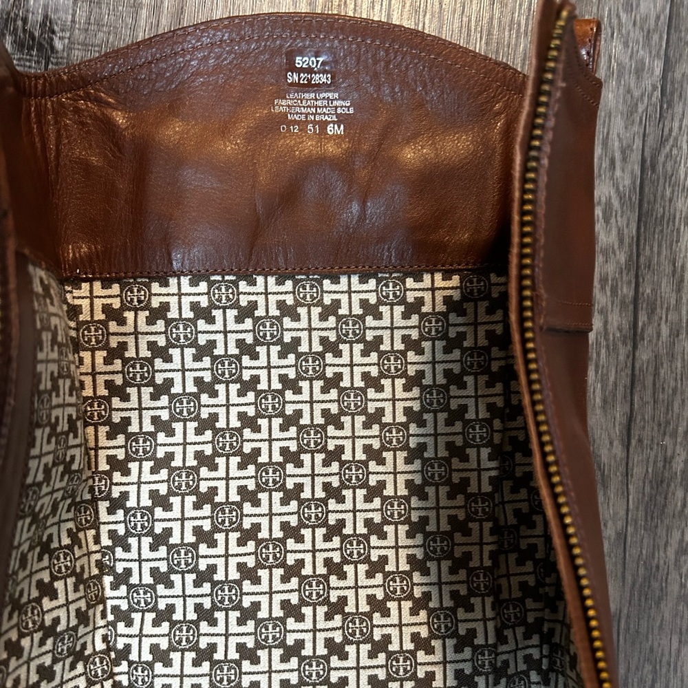 TORY BURCH SIENNA RIDING BOOTS! - Picture 2 of 3